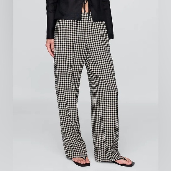 GAP Linen-Blend Easy Wide-Hem Pants - Picture 1 of 4